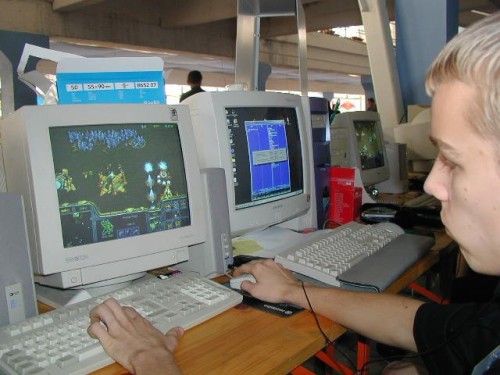 e9n8K.jpg