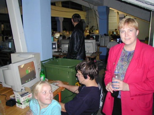 eL0Xx.jpg