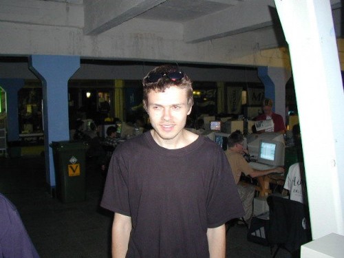 eL4Eq.jpg