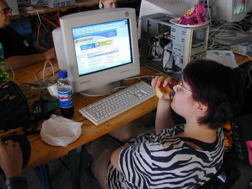 eZZ7E.jpg