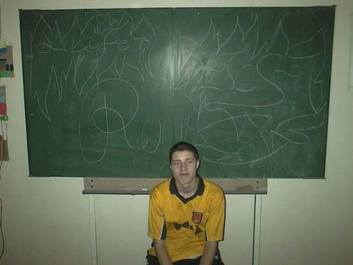 eb8Dx.jpg