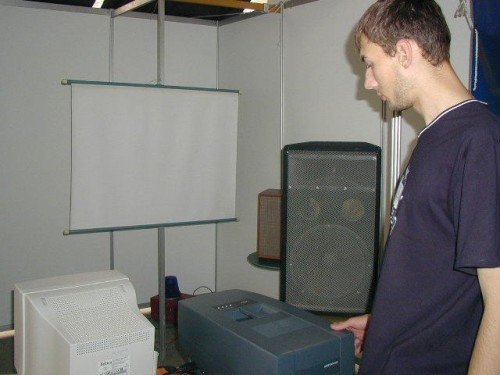 enQ1e.jpg