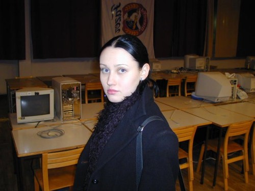 m08dZ.jpg