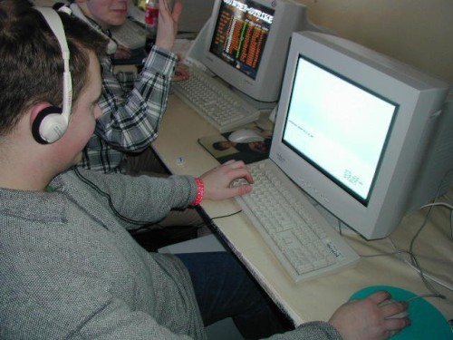 m7kY5.jpg