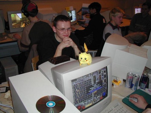 m8K03.jpg