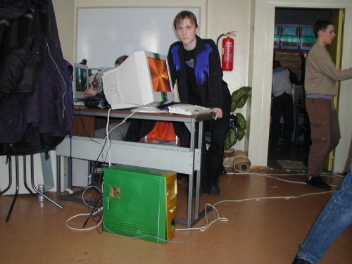 mCK0E.jpg