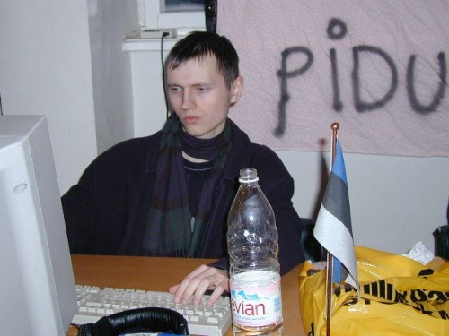 mHcXM.jpg