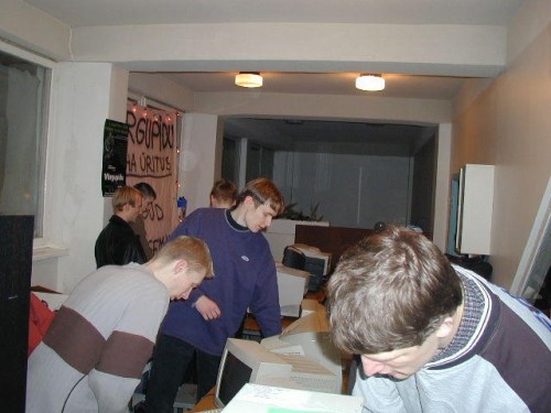 mMzwG.jpg