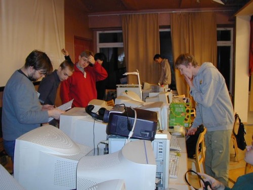 mQnCl.jpg