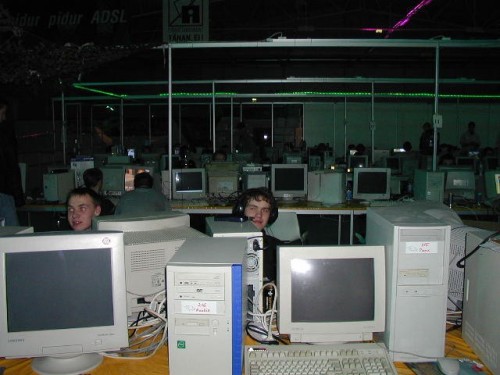 mV4MQ.jpg