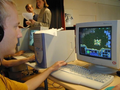 mcOeN.jpg