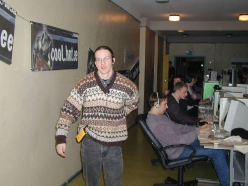 miy2K.jpg