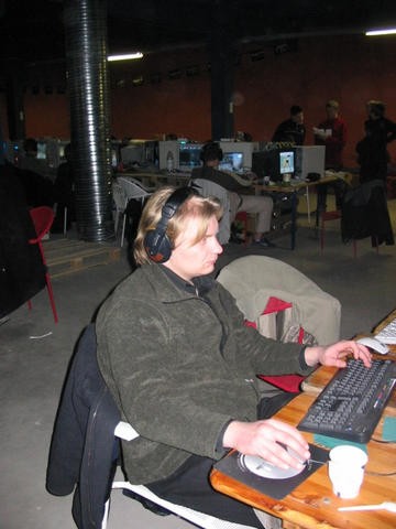 p8Evu.jpg