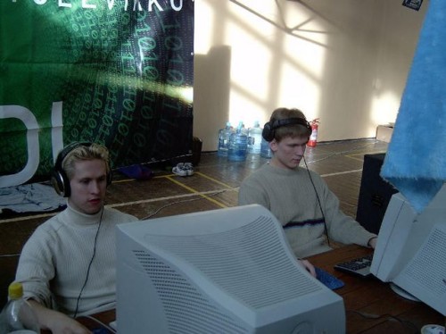 p9Cqw.jpg