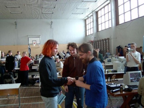 p9FwN.jpg