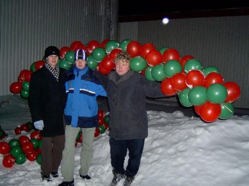 p9yLe.jpg