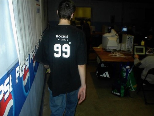 pE7Pk.jpg