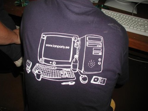 pF9JZ.jpg