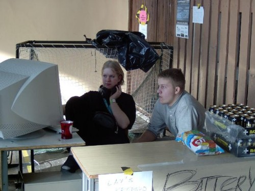 pLN7E.jpg