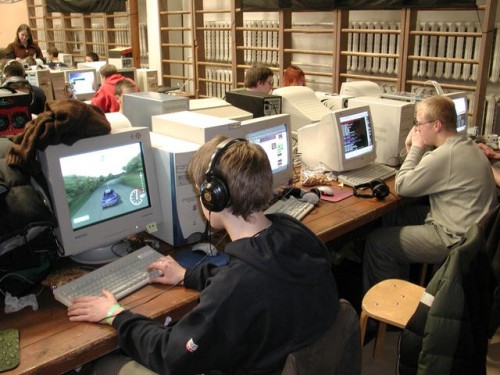 pc0ae.jpg
