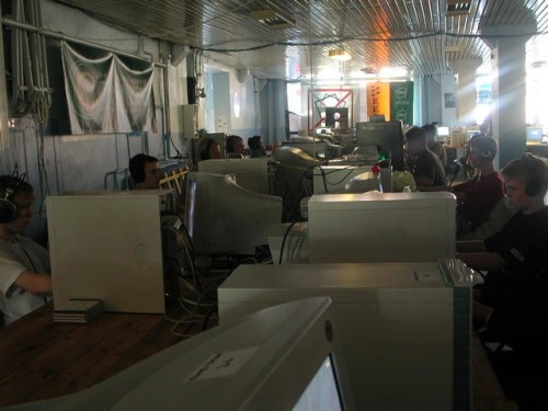 pyE9I.jpg